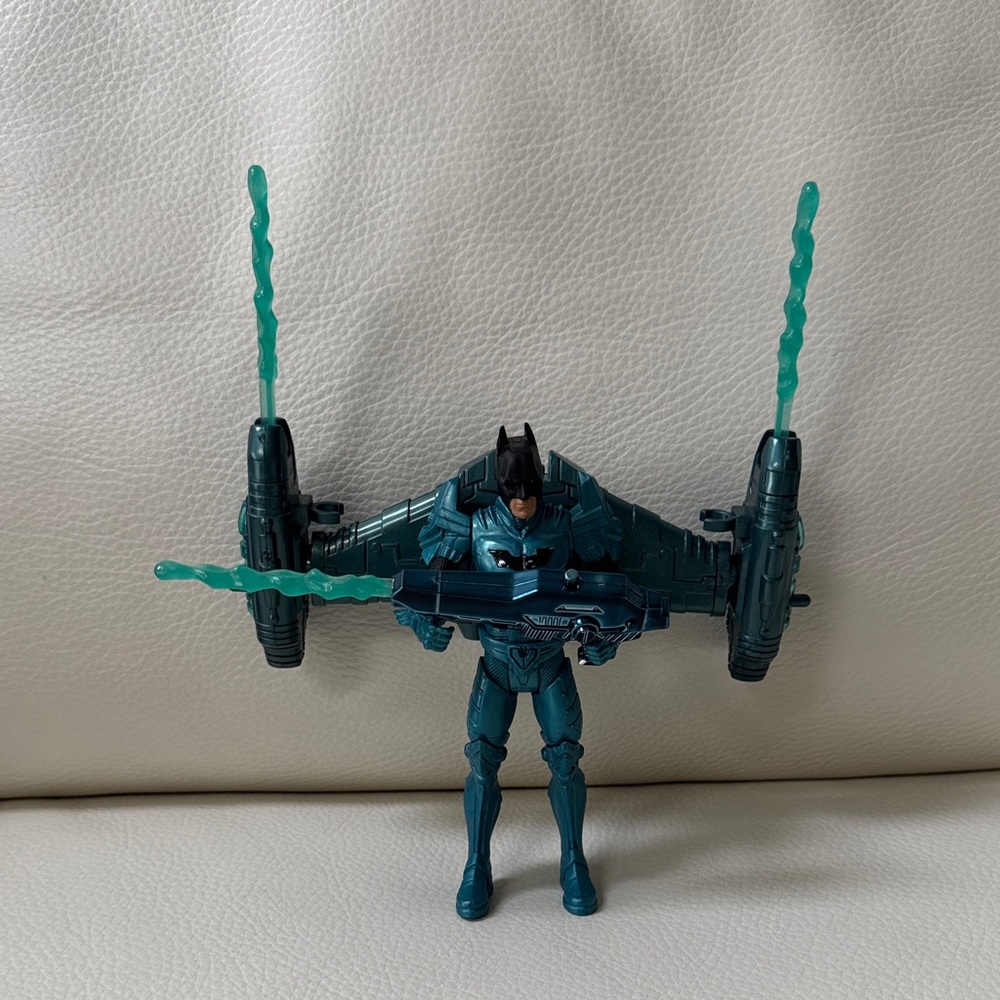 BATMAN Ultra Armor SWING SHOT Figure